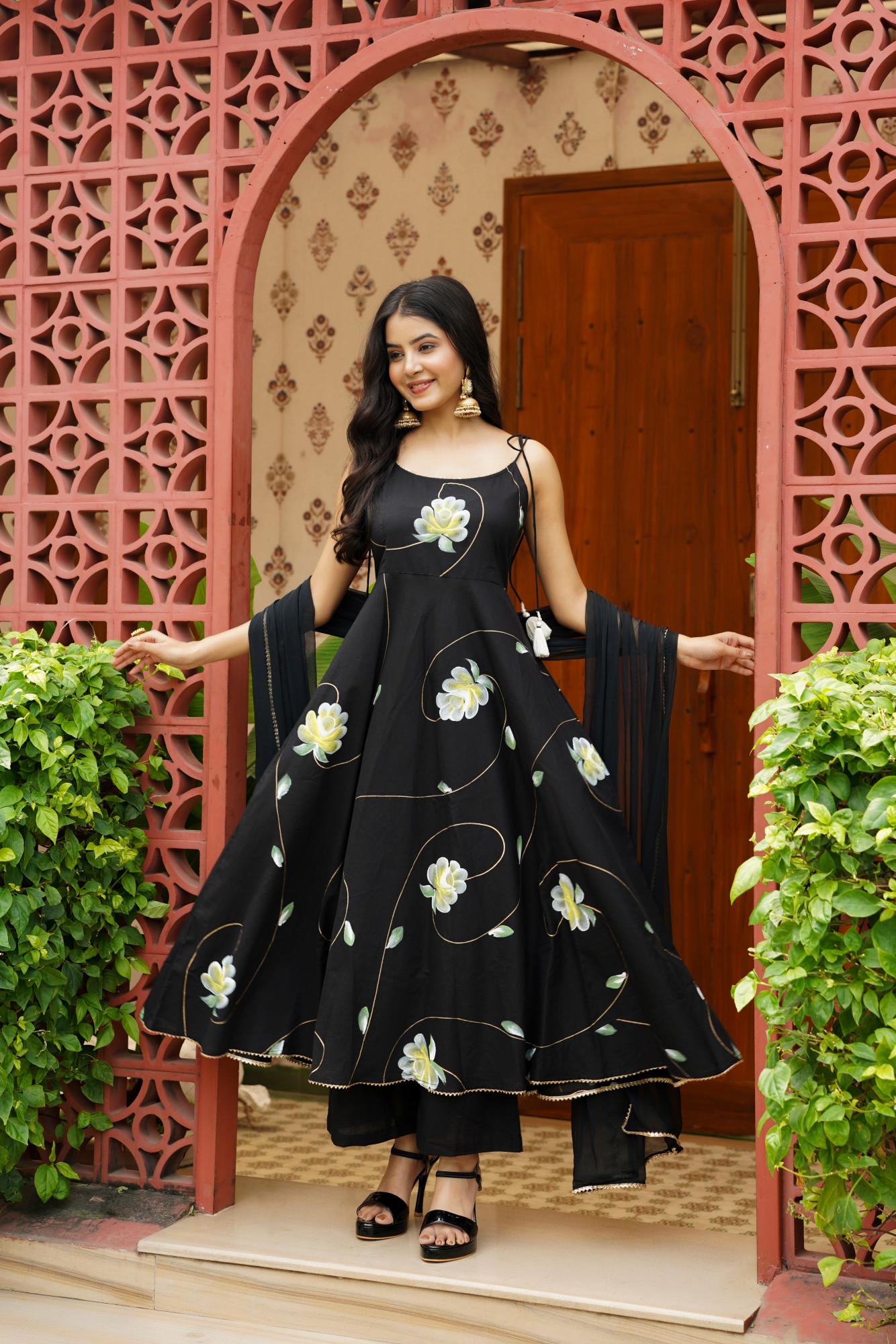 NOIROAINT BLACK HANDPAINT ANARKALI SET