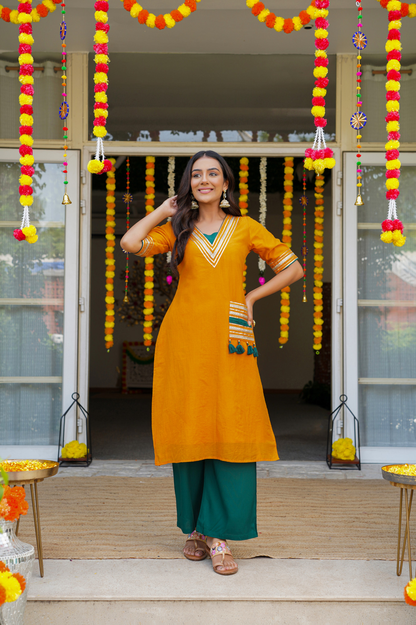 MUSTARD GLEAM KURTA SET