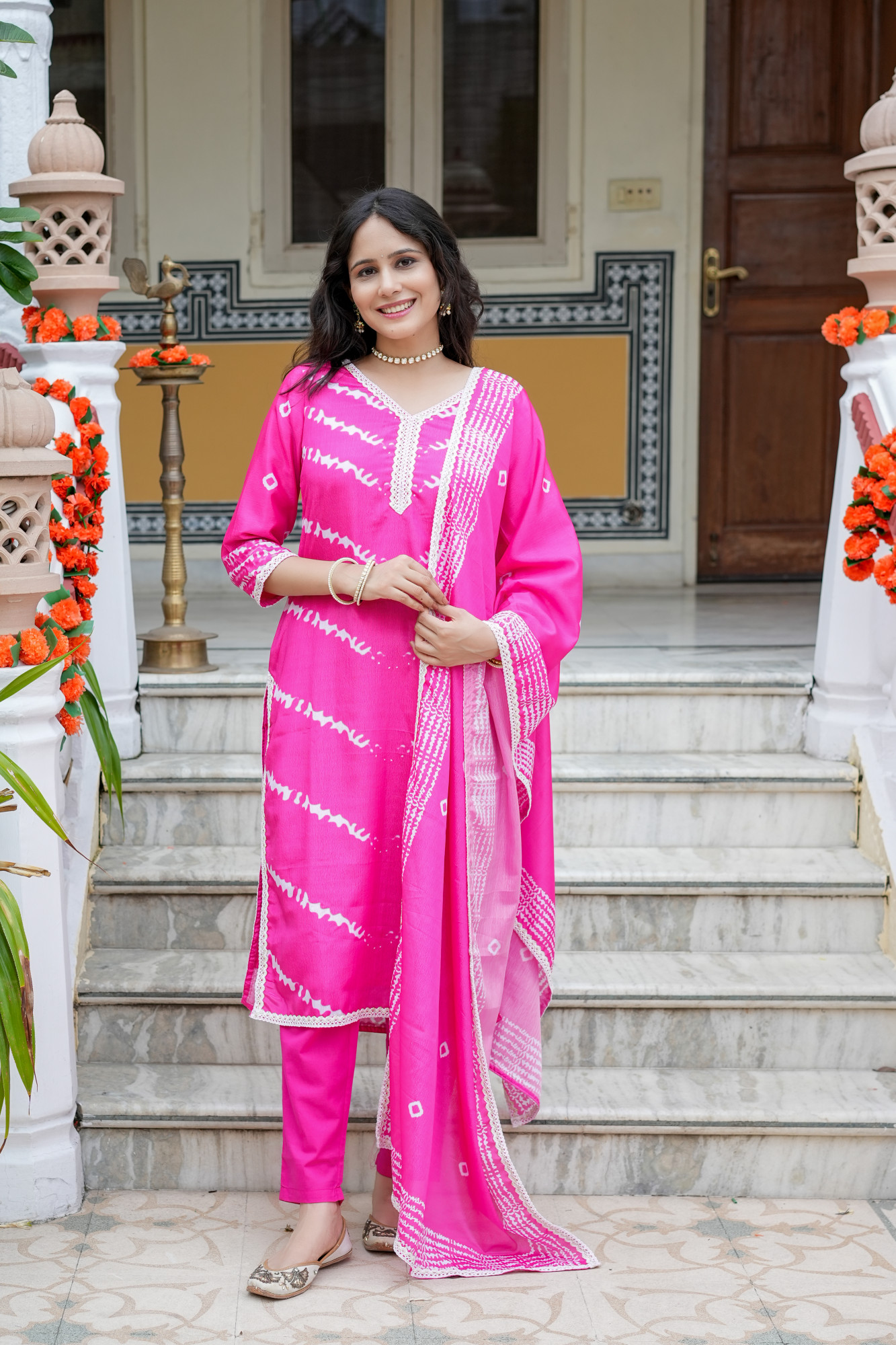GULRANG LEHERIYA EMBELLISHED KURTA SET