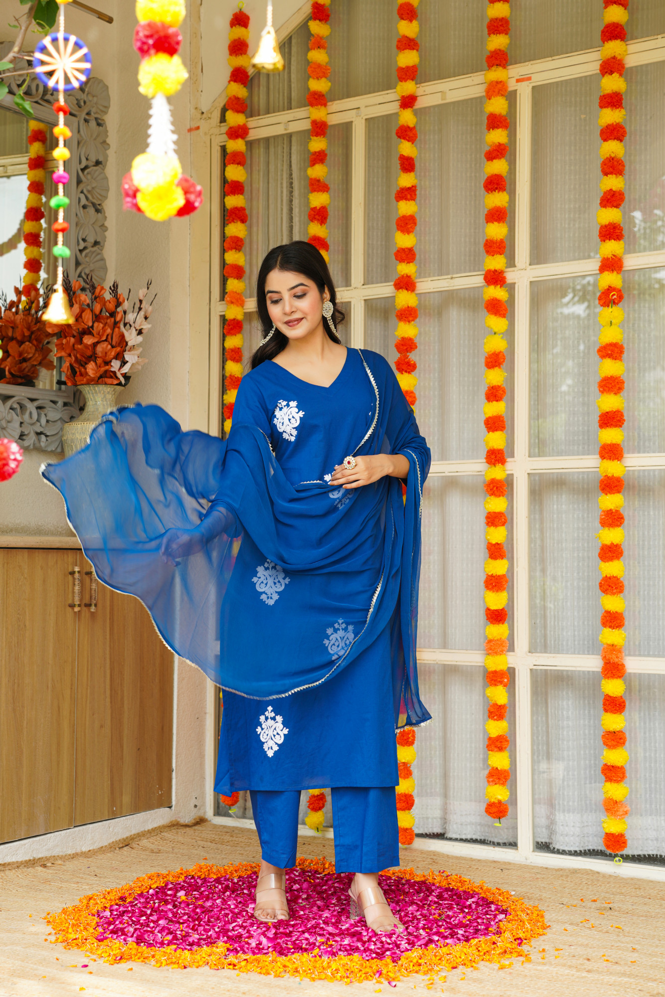 ROYAL BLUE AARI KURTA SET