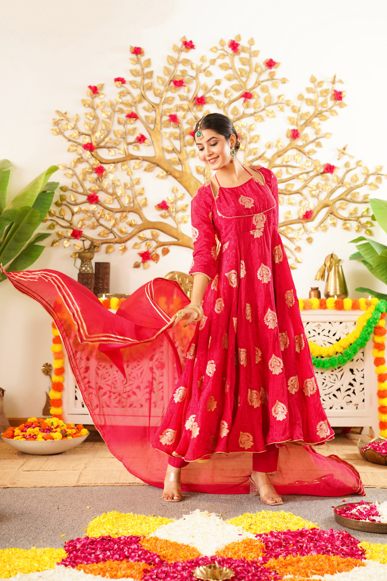 FLOWY RANI SILK ANARKALI SET