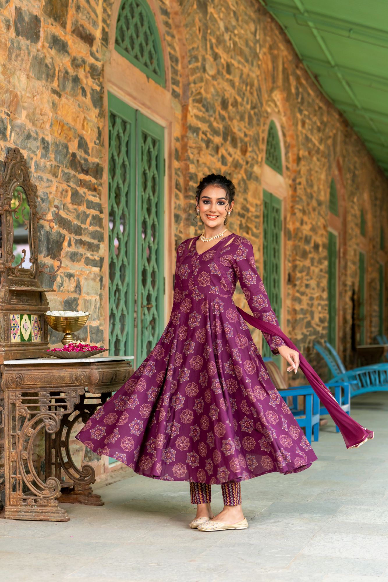 REGAL VINE CHARM ANARKALI SET