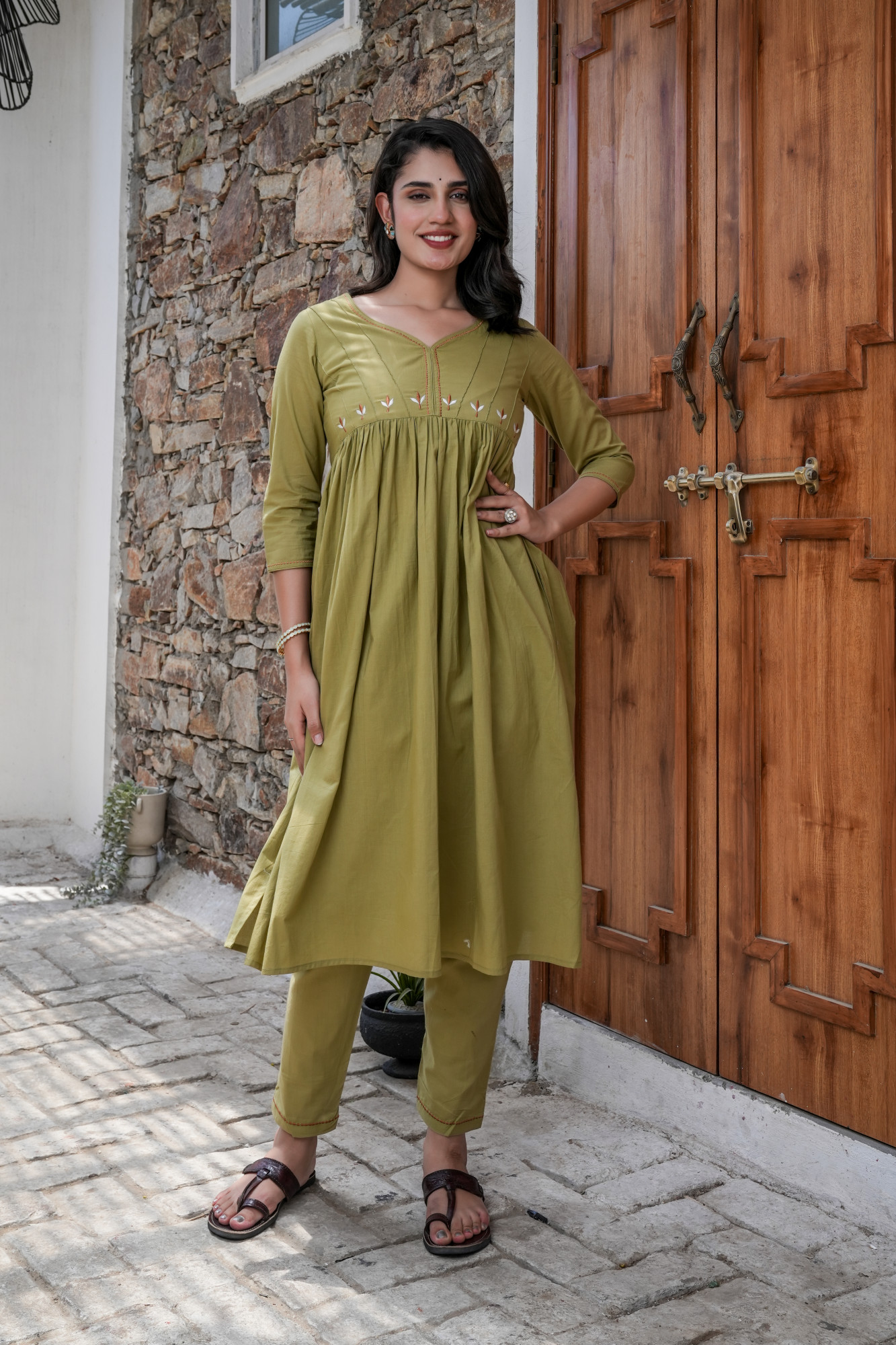 MAHIRA VANRAI COTTON SET