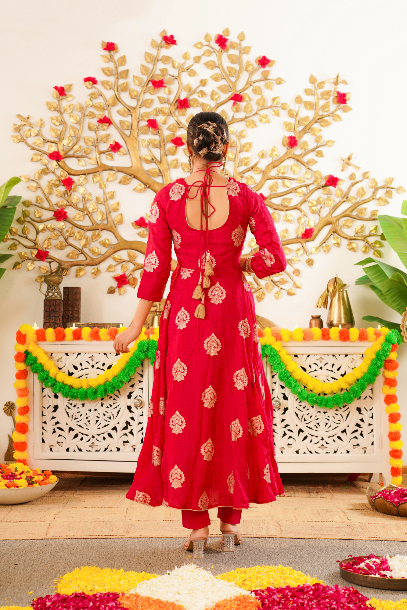 FLOWY RANI SILK ANARKALI SET