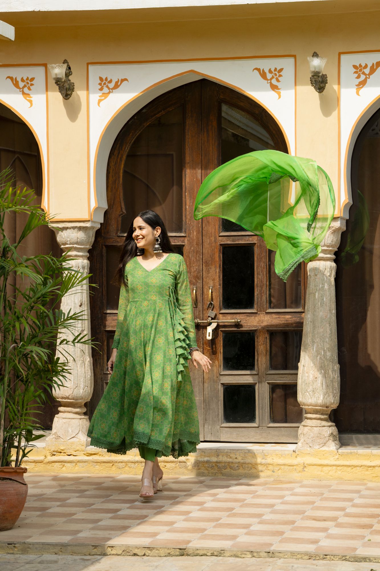 GREEN GEORGETTE BANDHEJ SUIT SET