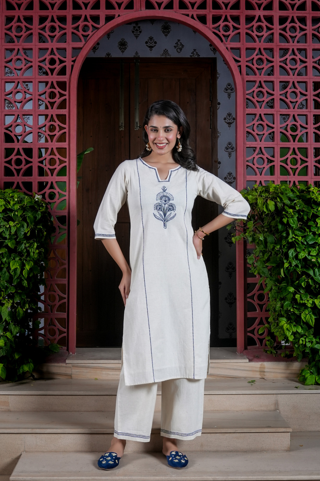 CREAM KAMAL EMBROIDERED SET