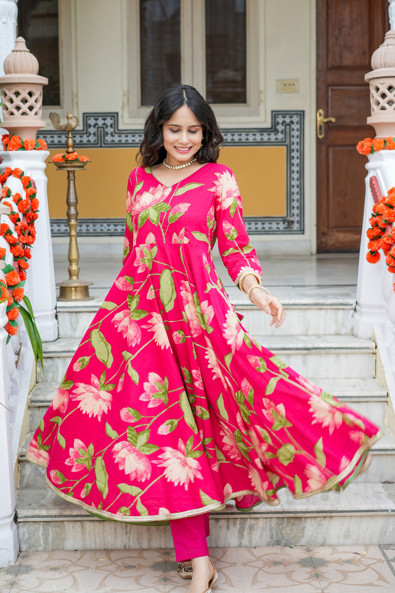 VARNIKA RANI BLOOM HANDWORKED SUIT SET