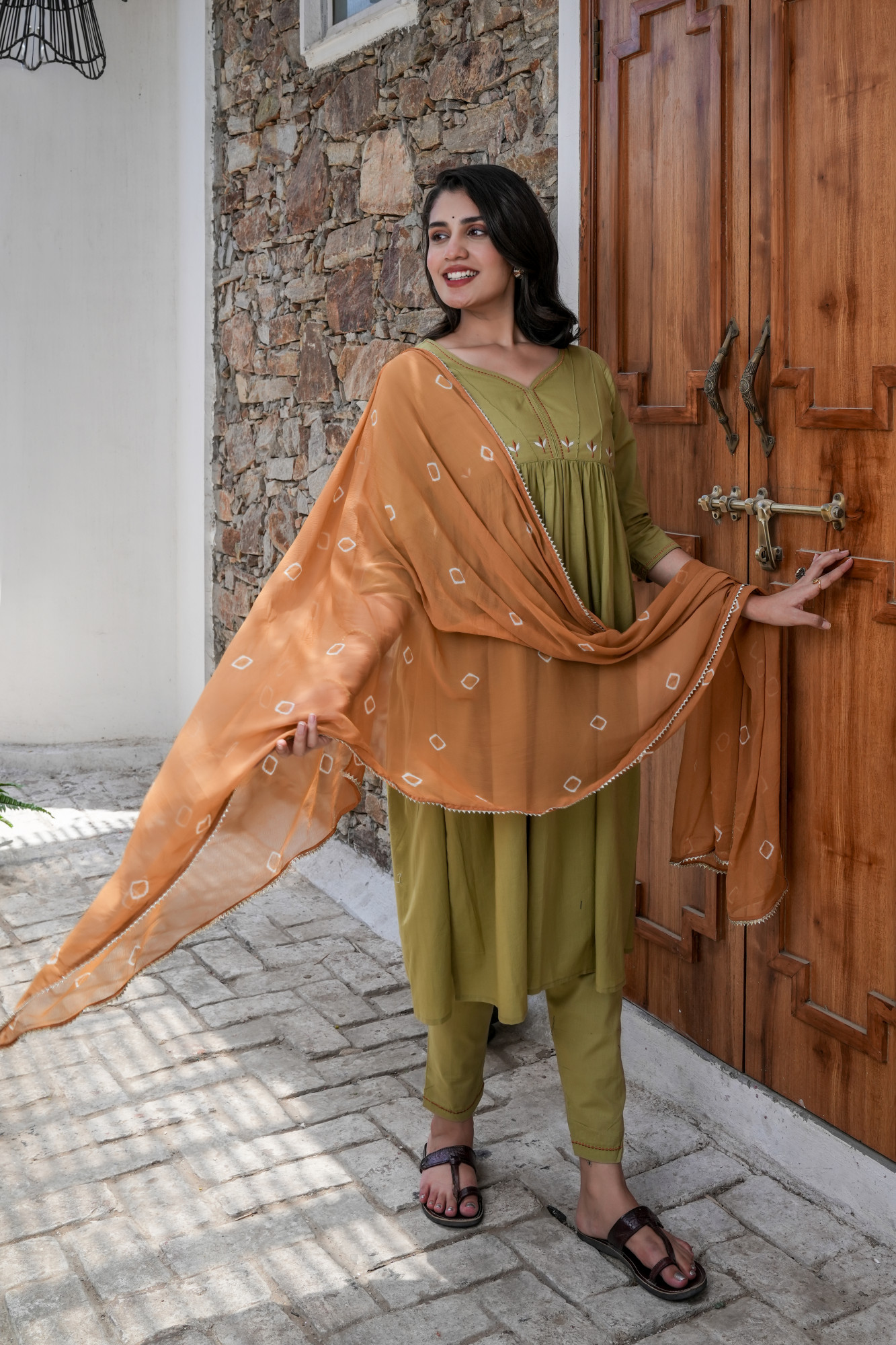 MAHIRA VANRAI COTTON SET