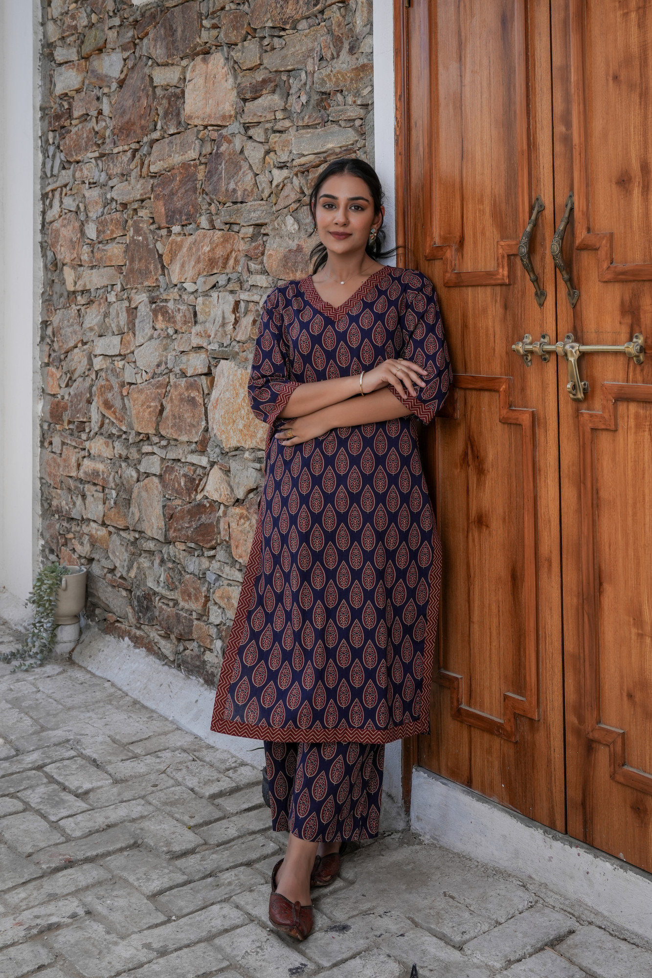 NEELAM VASTRA COTTON SUIT