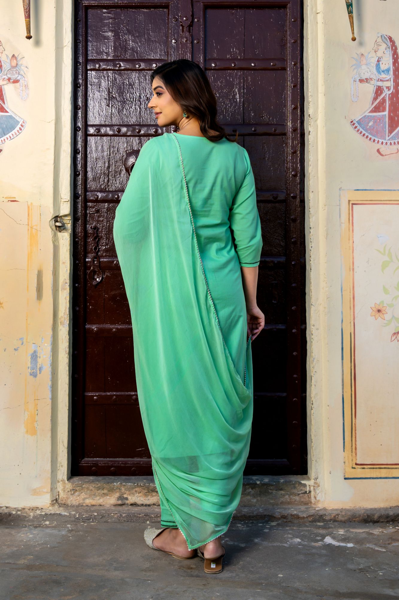 EMERA COTTON EMBROIDERED KURTA SET