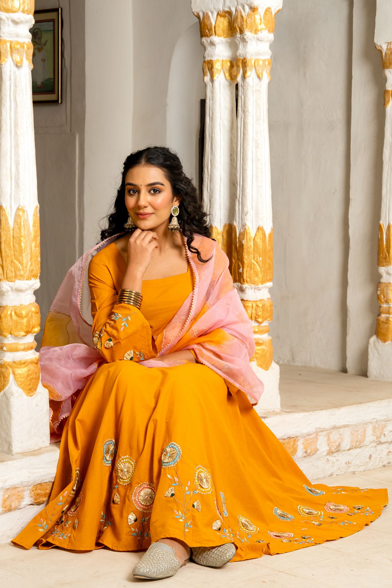 SUNEHRI COTTON HANDWORK SUIT SET