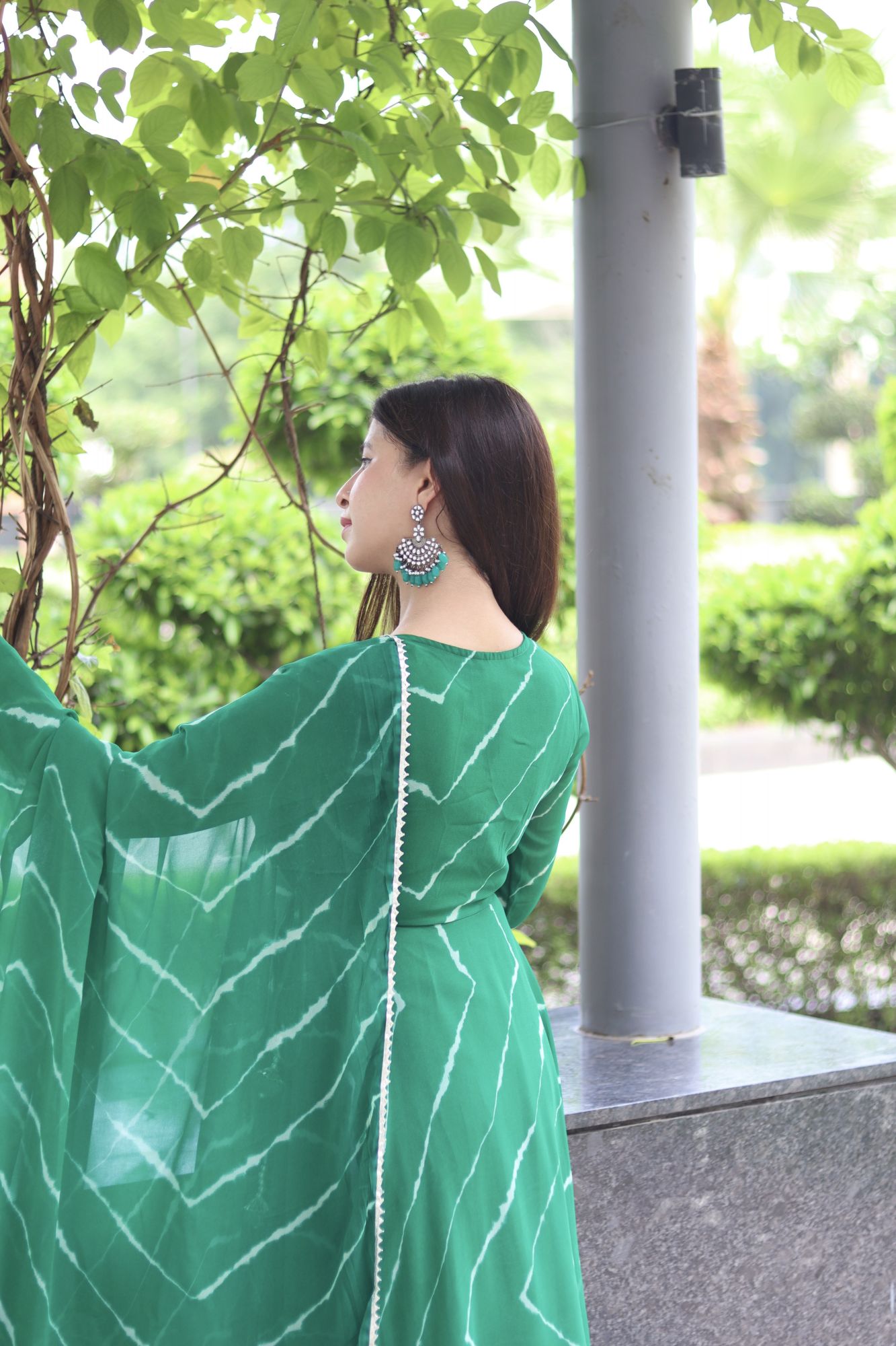 OLIVE GEORGETTE LEHERIYA SUIT SET