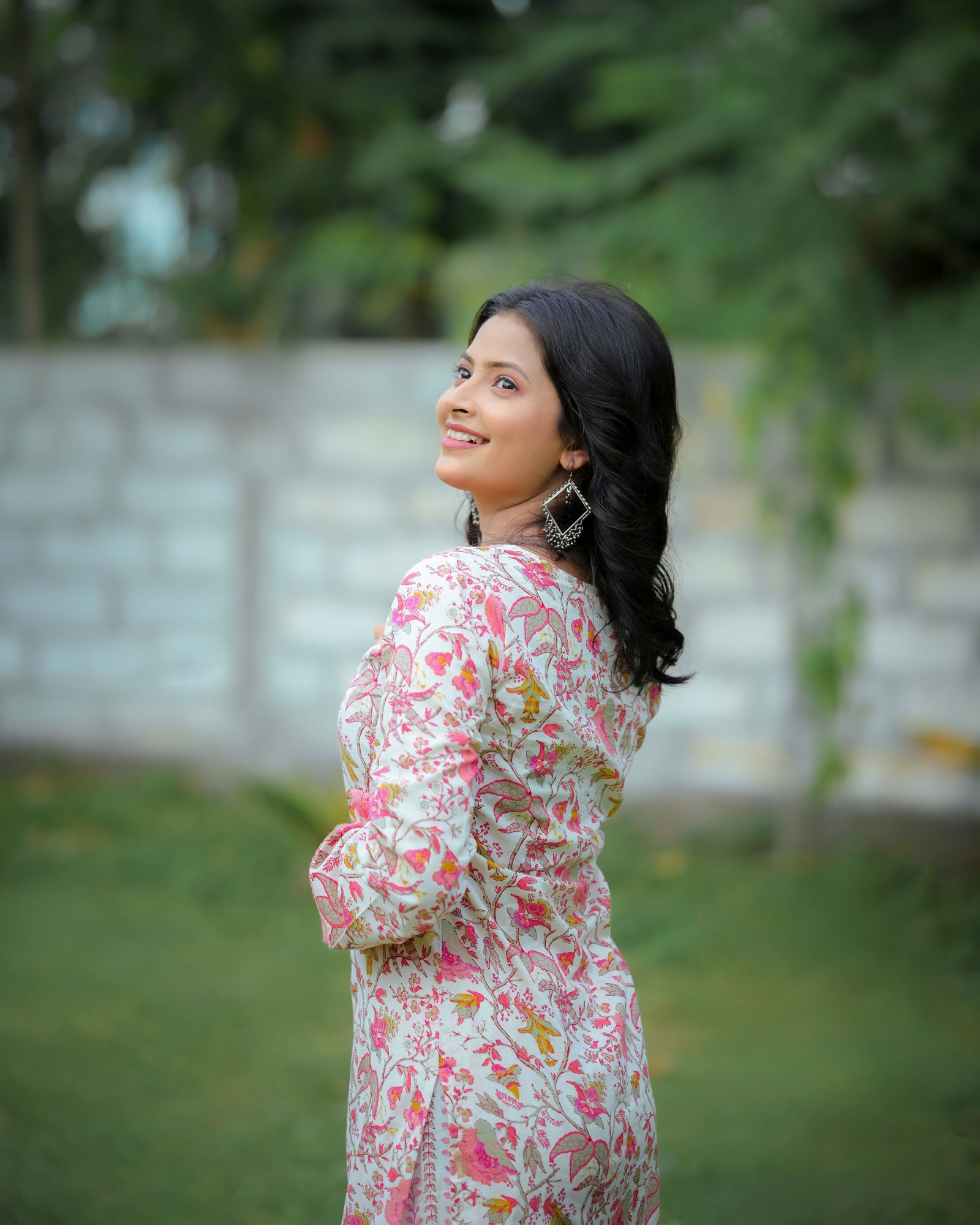 WHITE VERSATILE KURTA SET