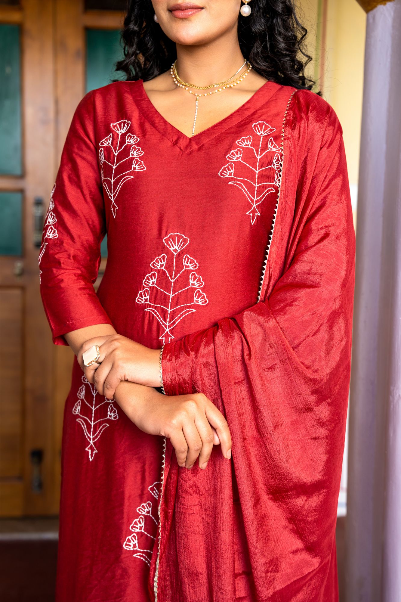 RAVYA CHANDERI THREAD KURTA SET