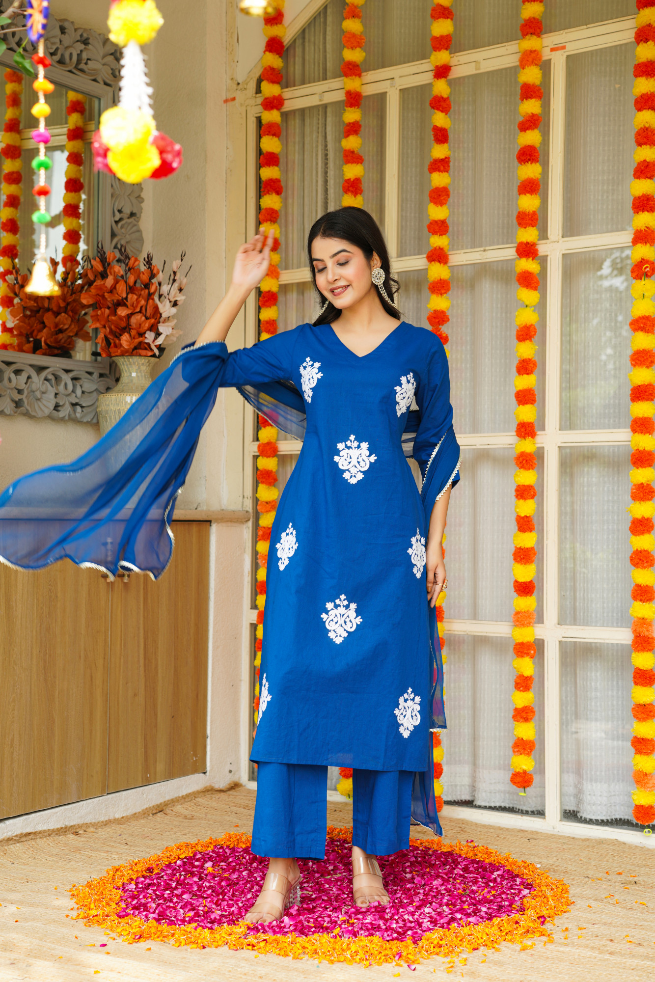 ROYAL BLUE AARI KURTA SET
