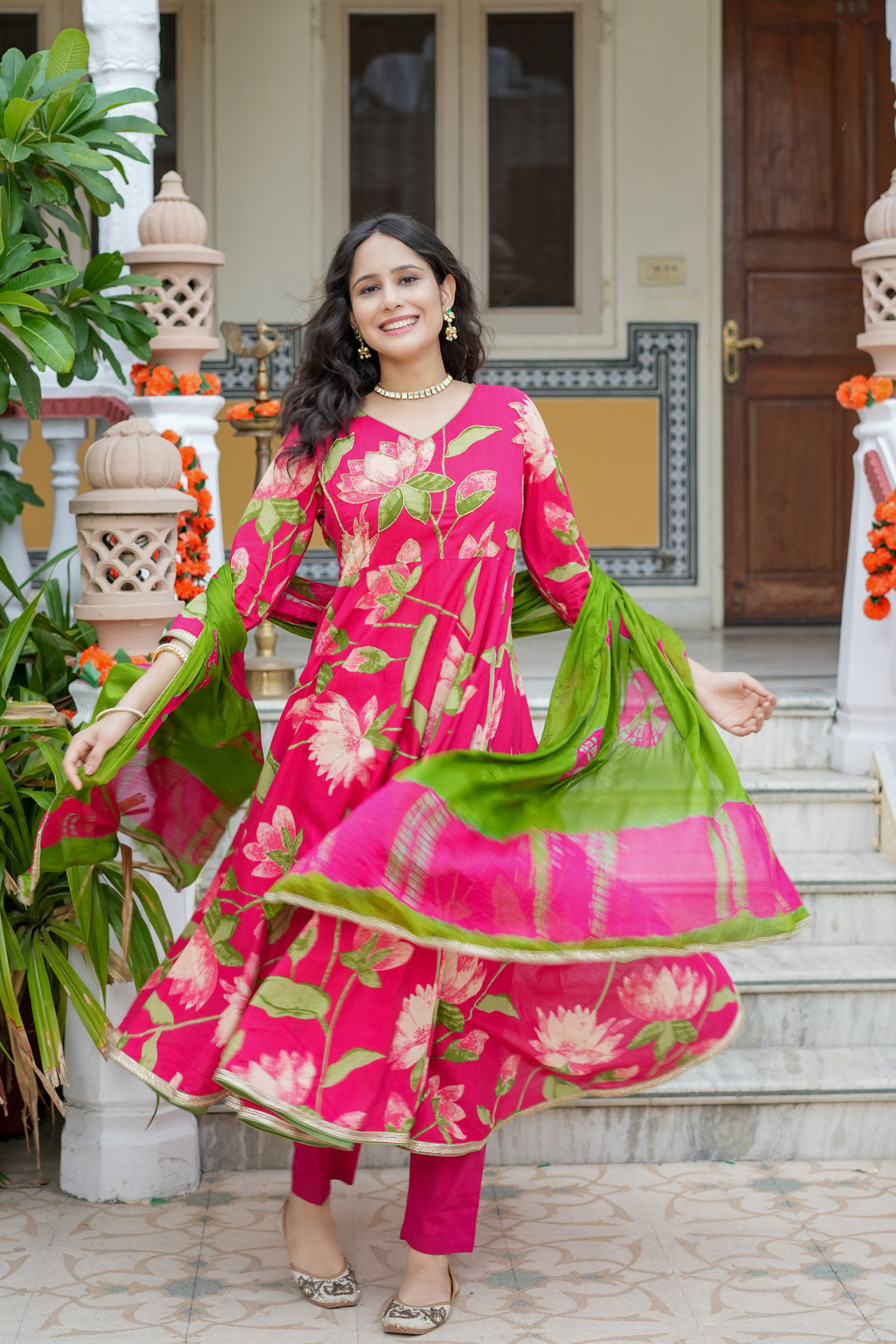 VARNIKA RANI BLOOM HANDWORKED SUIT SET