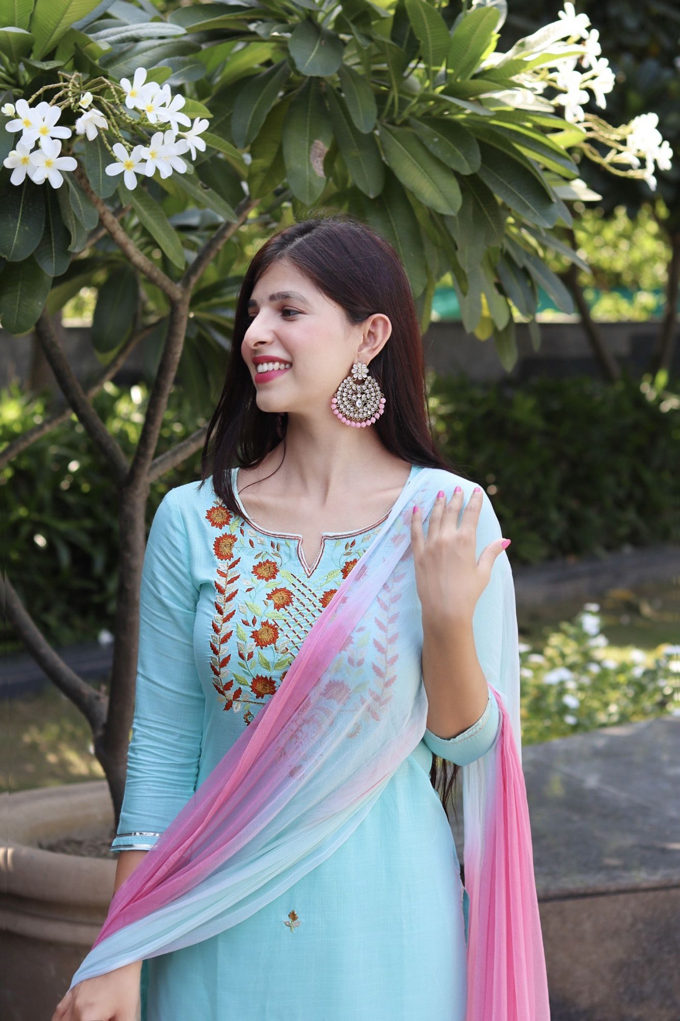 TURQUOISE EMBROIDERED KURTA SET