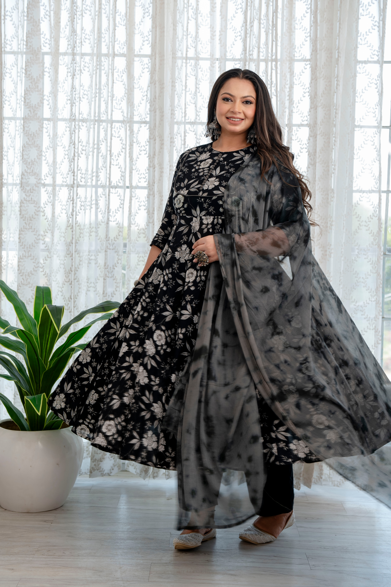 BLACK COTTON FLORAL SUIT SET