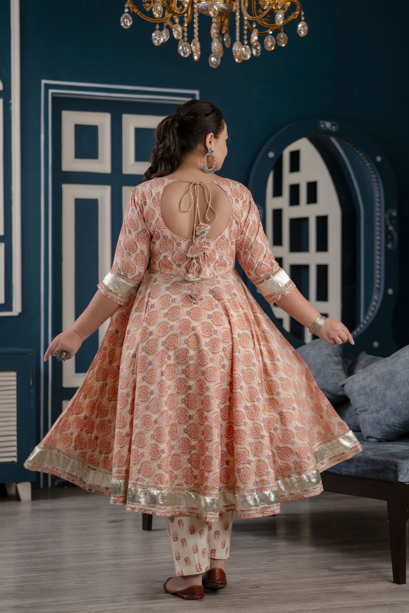 CREAM PRINTED GOTA PATTI SUIT SET