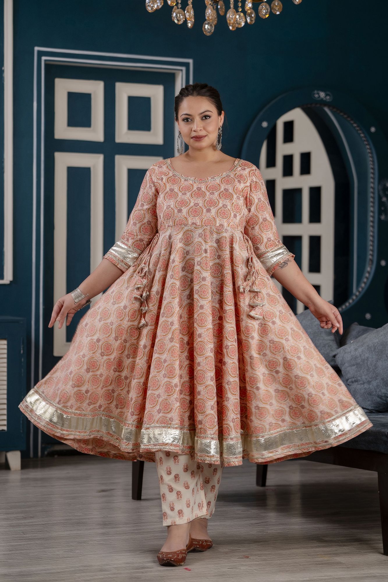 CREAM PRINTED GOTA PATTI SUIT SET