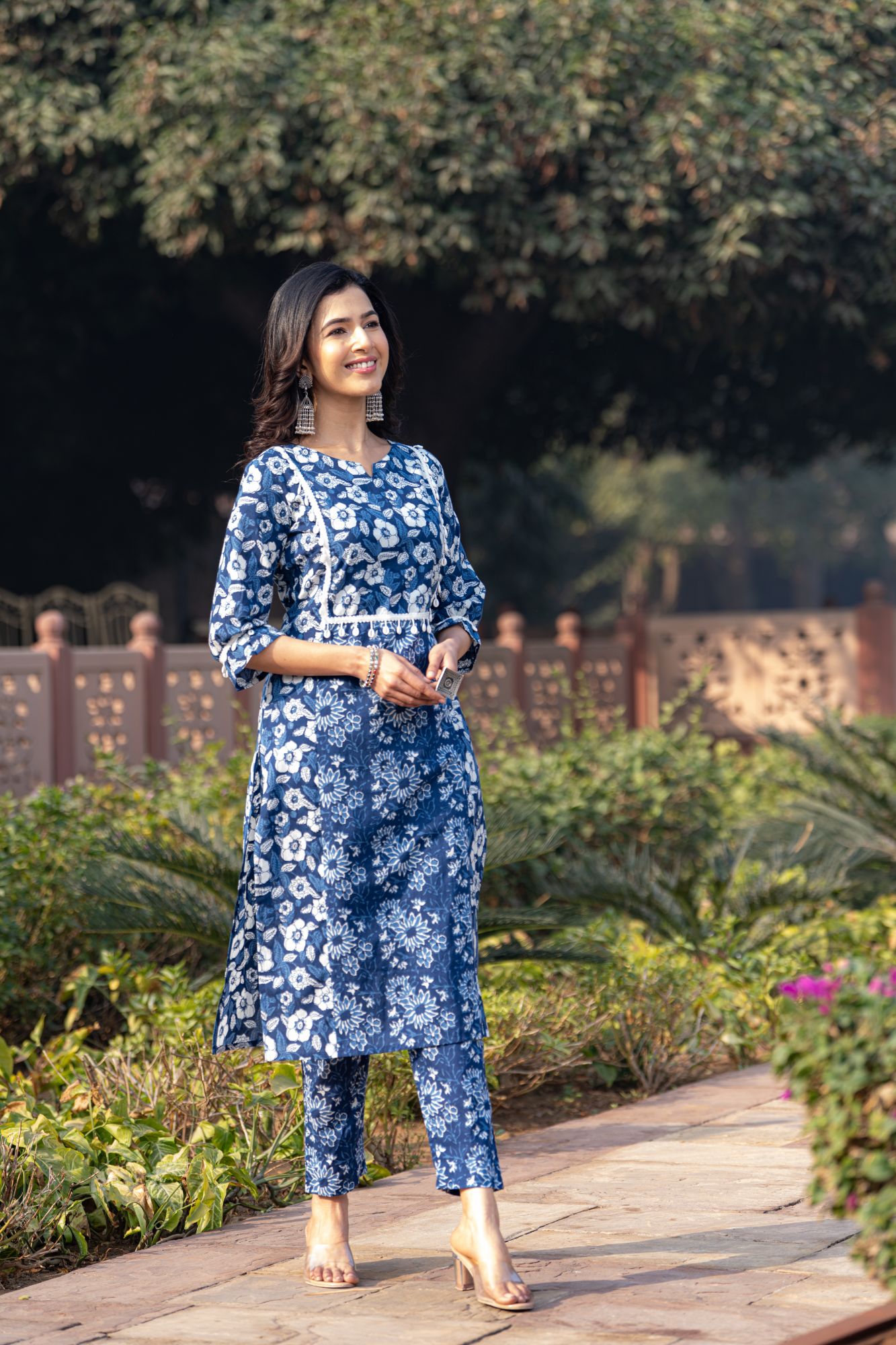 INDIGO LACE CHIC KURTA SET