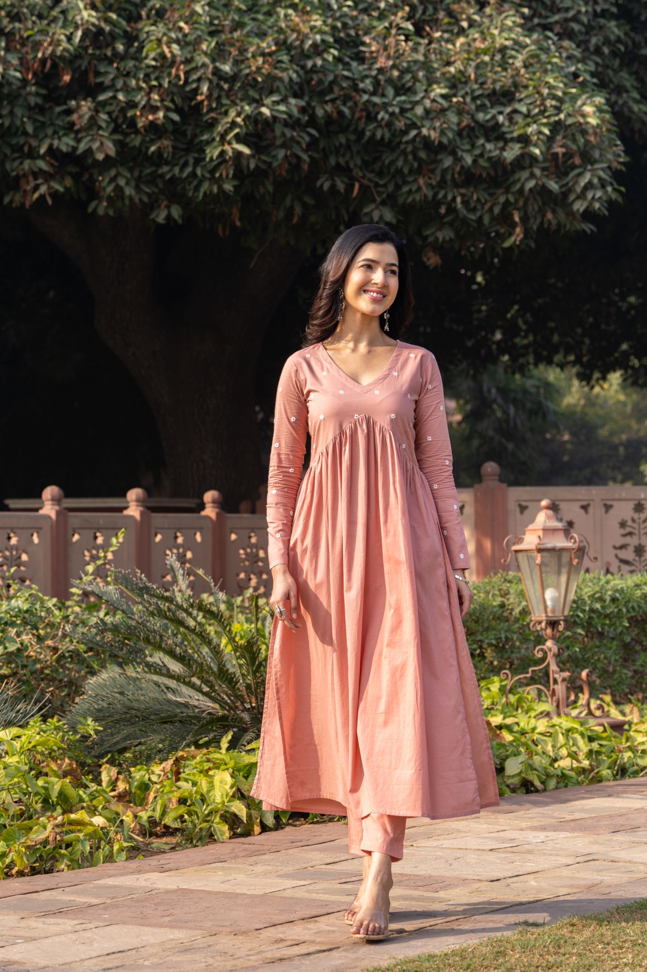 PINK EMBROIDERY KURTA SET
