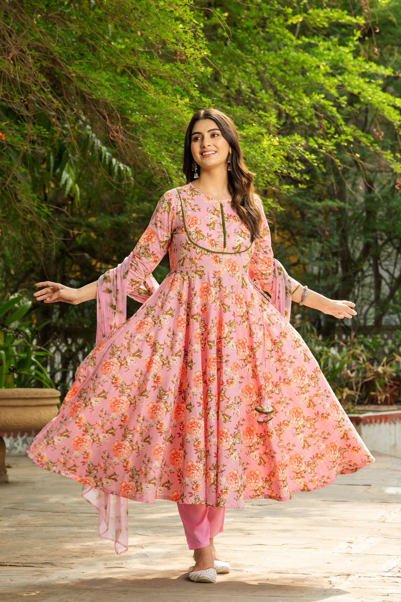 PINK FLORAL FLARE SUIT SET