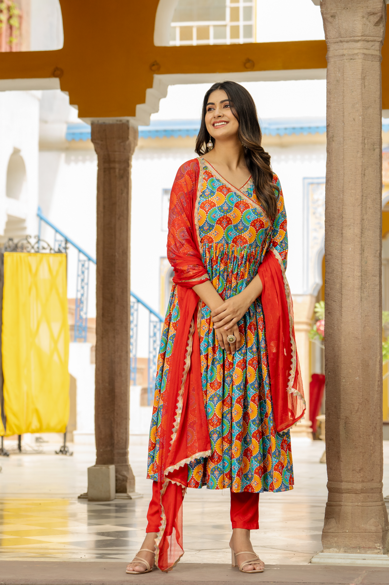 RADIANT MULTIHUED SUIT SET