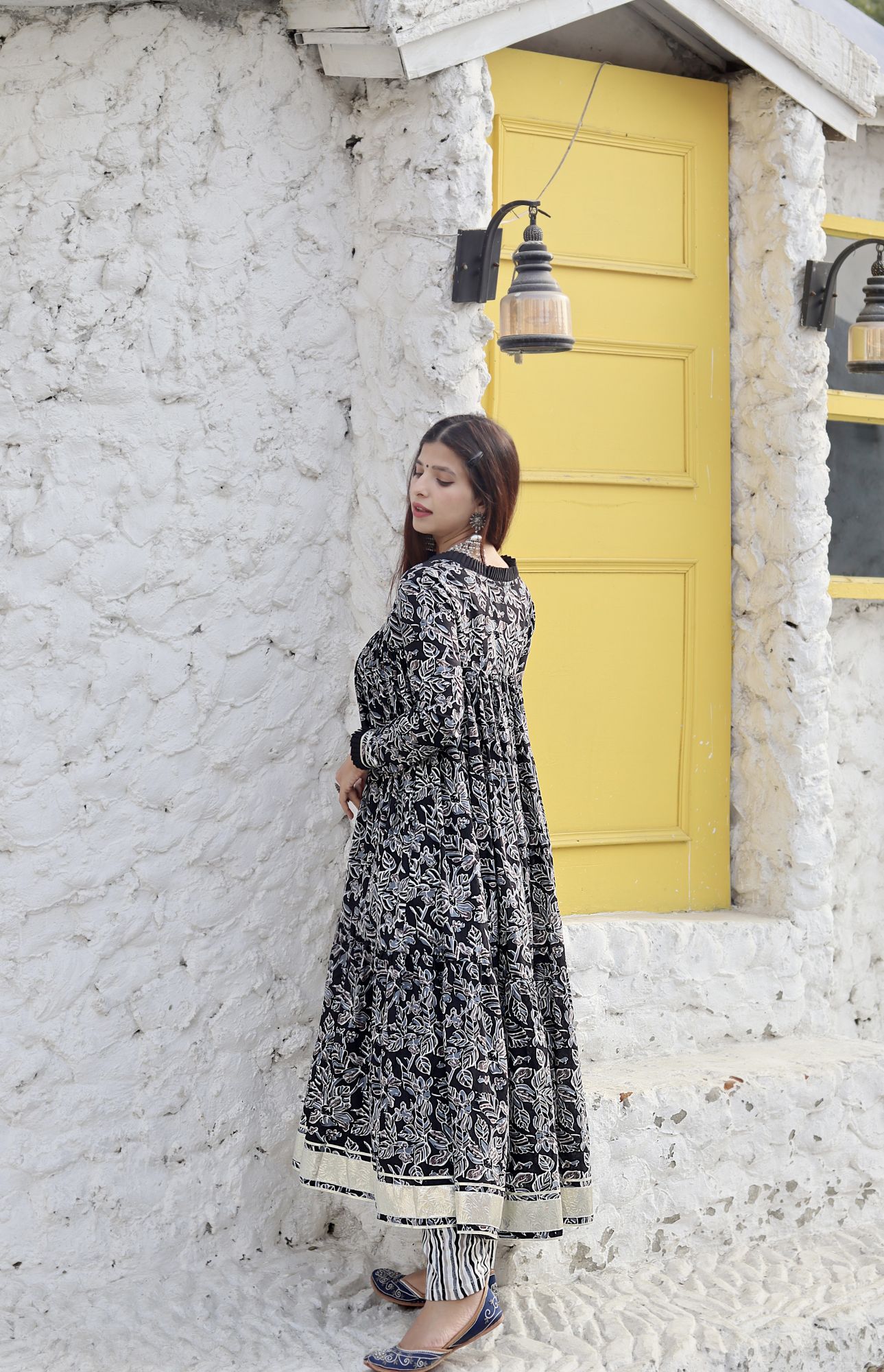 BLACK HAND BLOCK GOTA SUIT SET