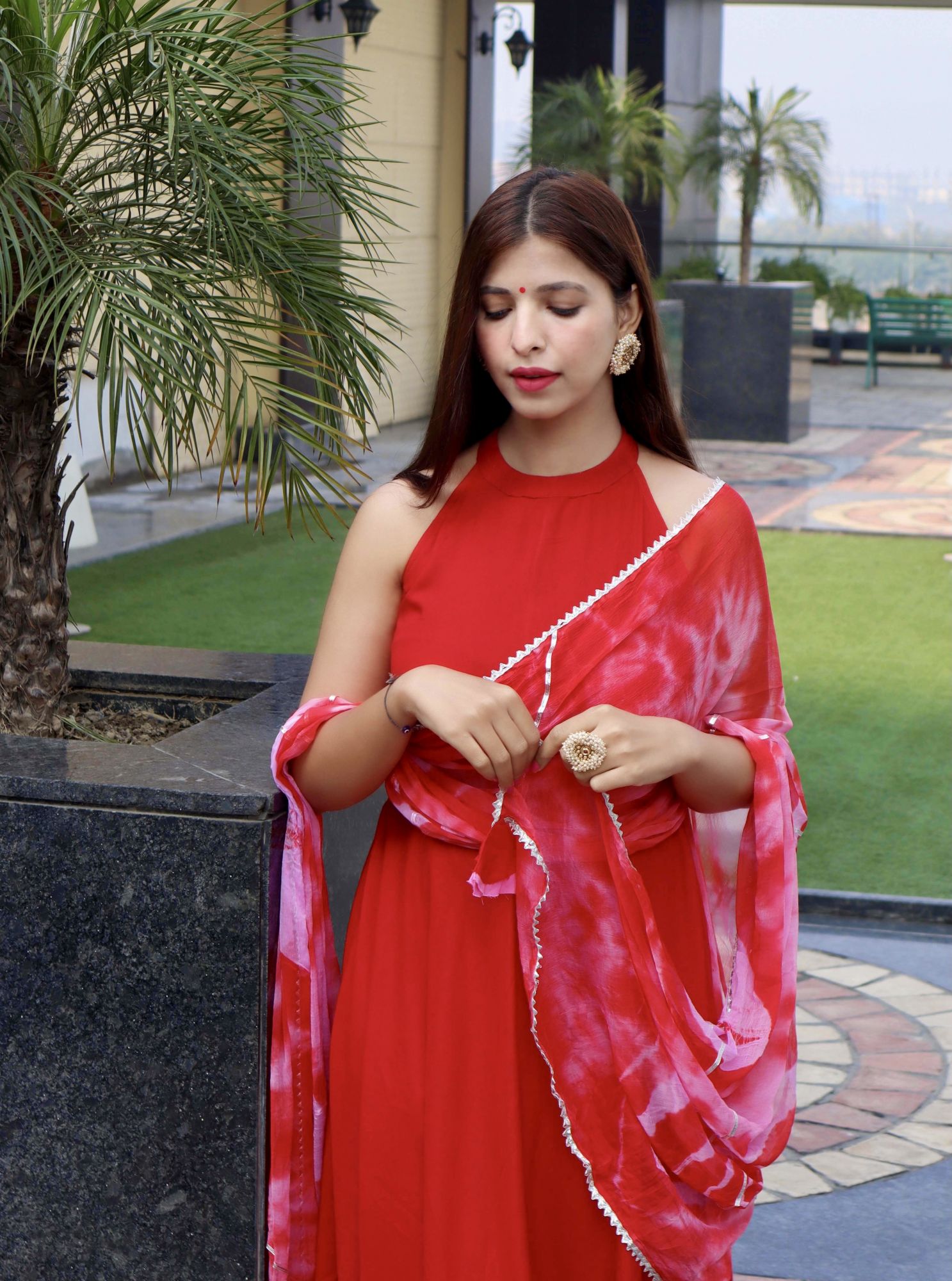 SOOTHING RED SOLID SUIT SET