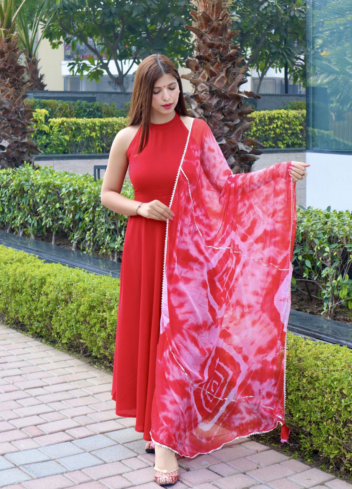 SOOTHING RED SOLID SUIT SET