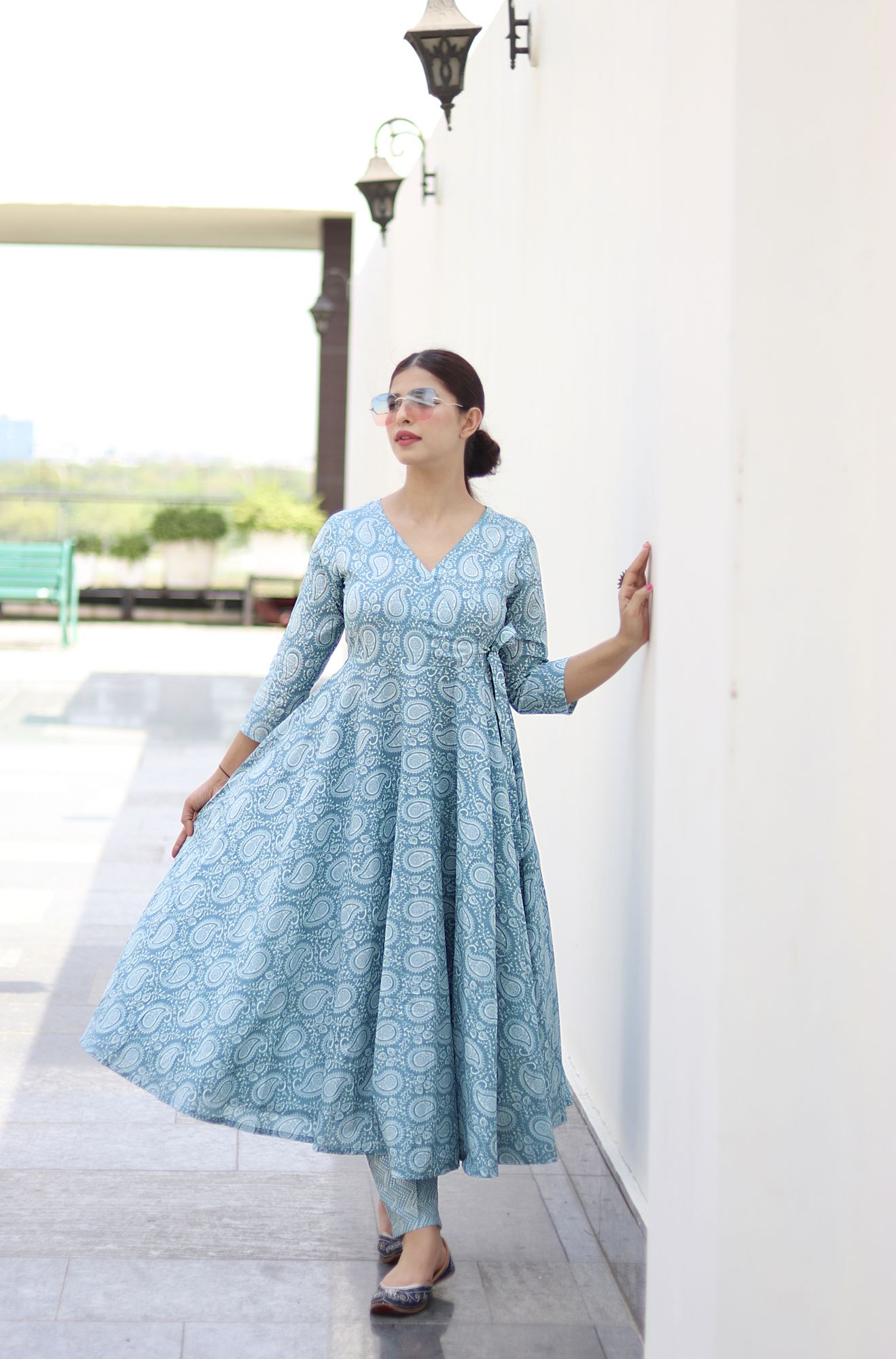 BLUE PAISLEY PRINTED ANGRAKHA SET