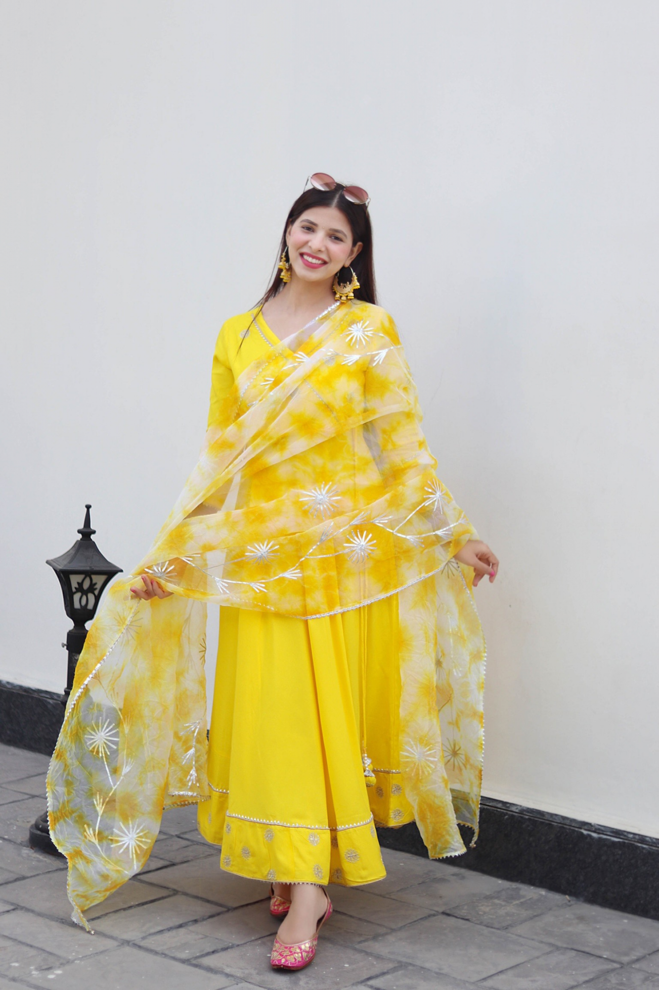 CHIC YELLOW EMBROIDERED TIE-DYE SUIT SET