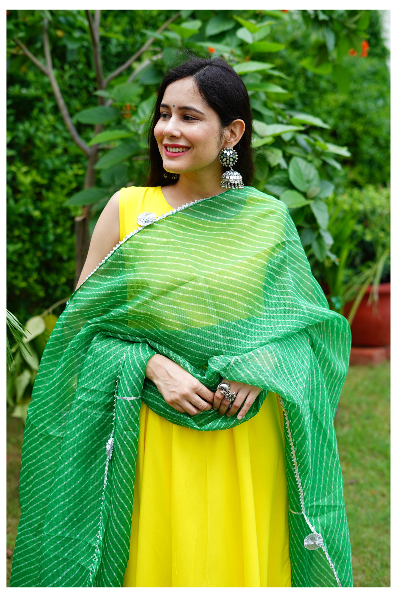 CHIC YELLOW TASSAL SUIT SET