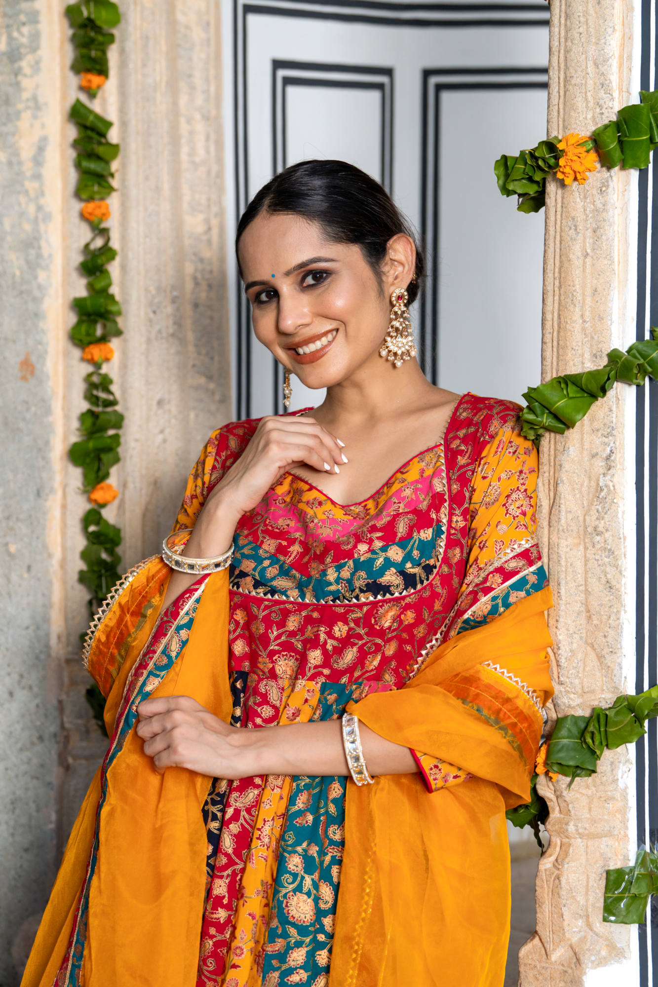 LUXE SPLENDOR ANARKALI SUIT SET