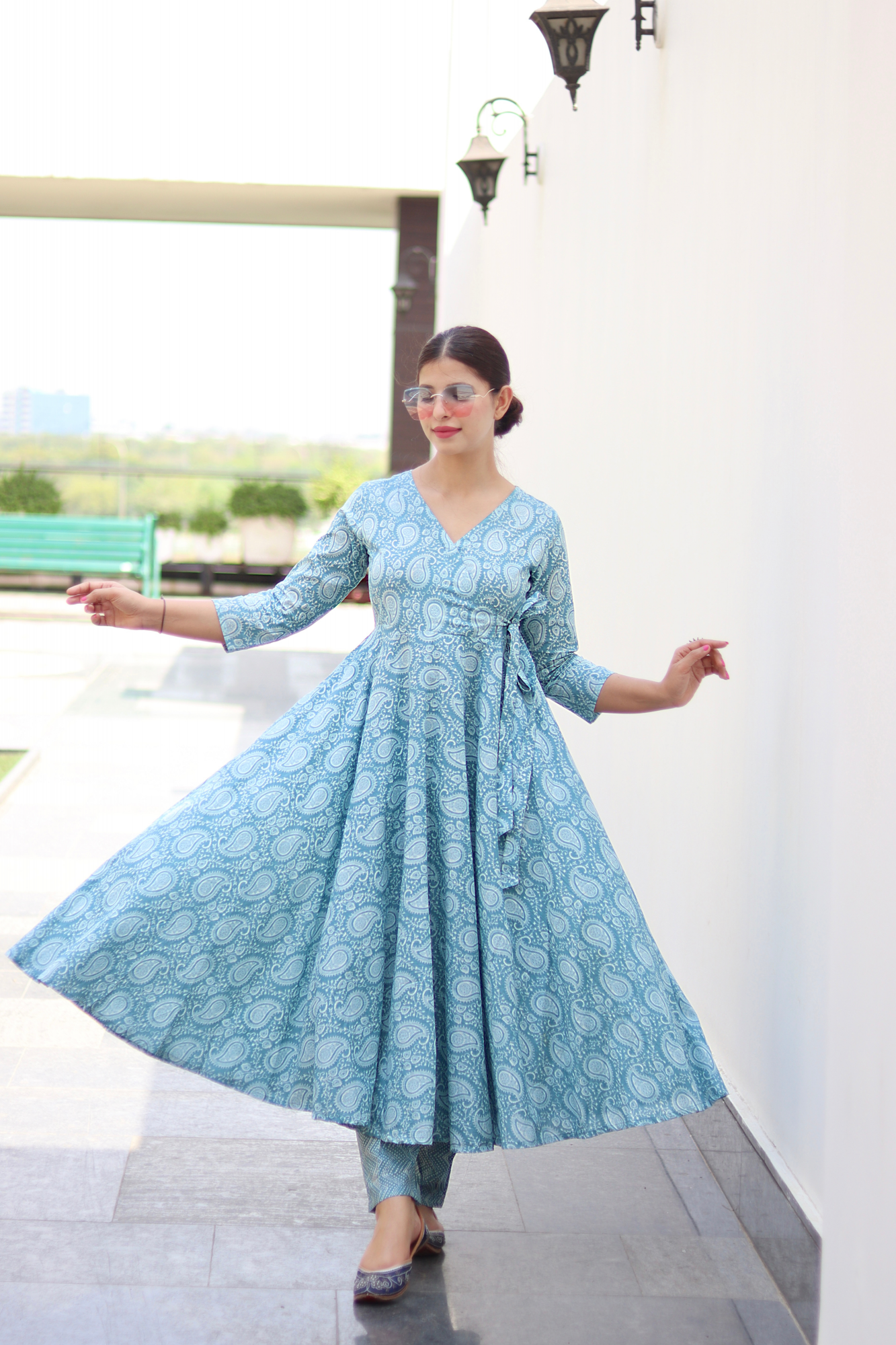 BLUE PAISLEY PRINTED ANGRAKHA SET