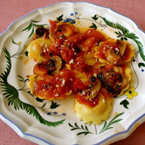 Butternut Squash Ravioli with Marinara Sauce