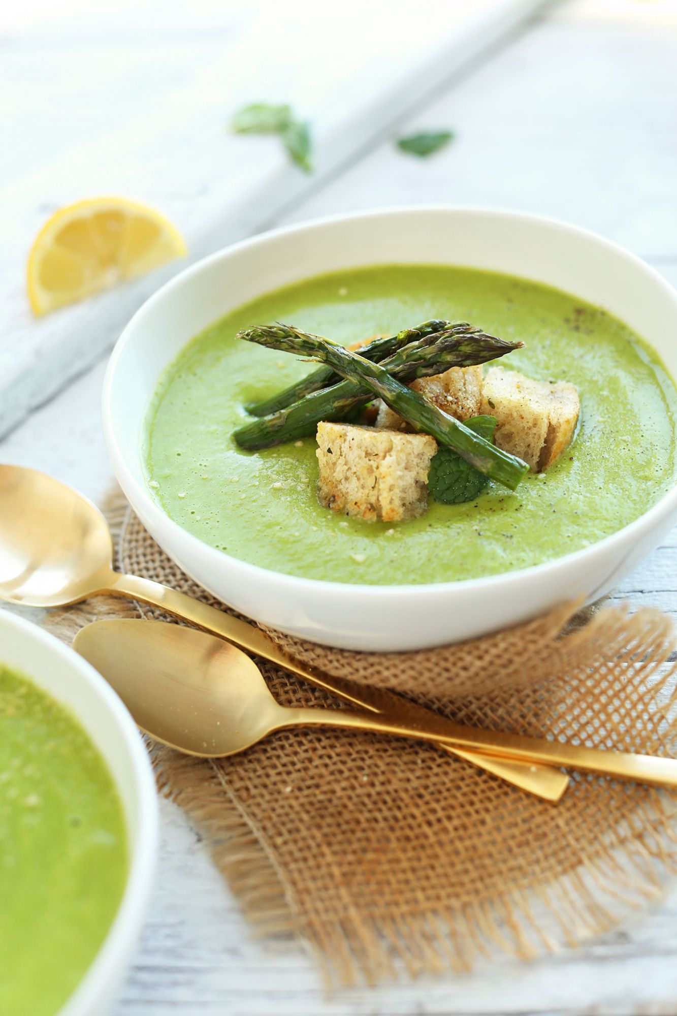 Creamy Asparagus Pea Soup