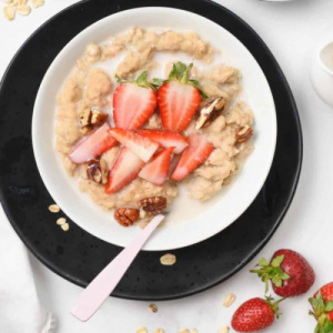 Image of Vegan  High Protein Oatmeal porridge with almond Mylk shake.