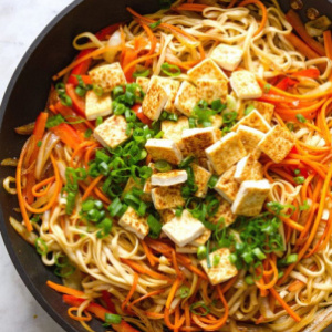 Image of Tofu &amp; Veggie Noodles