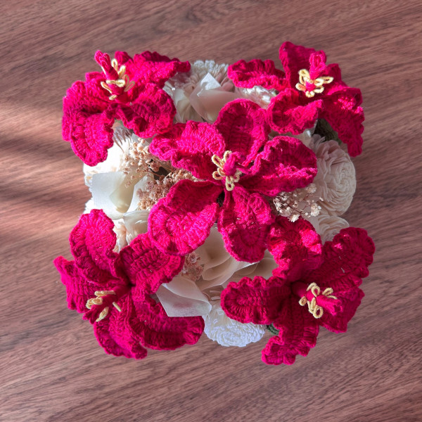 Blissful Hibiscus Basket - Pink
