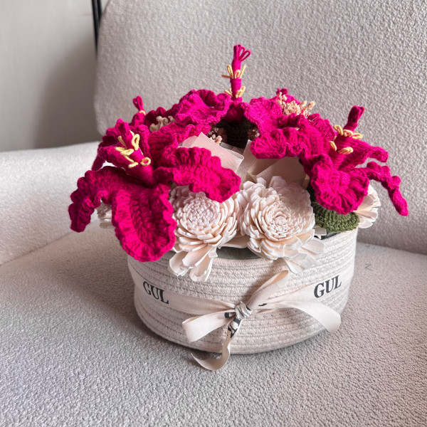 Blissful Hibiscus Basket - Pink