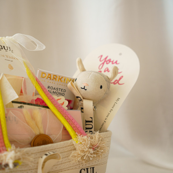 Precious Poppet Hamper