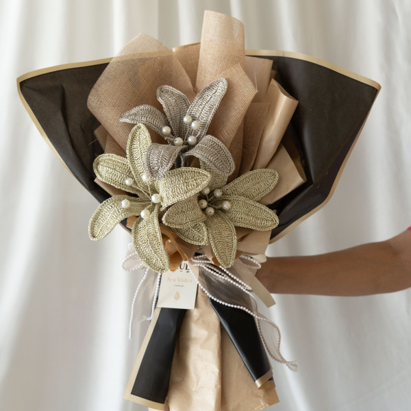 Embellished Metallic Bouquet