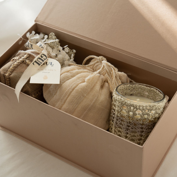 Frost & Flame Box