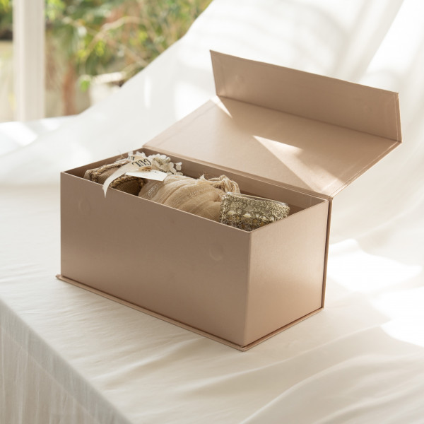 Frost & Flame Box