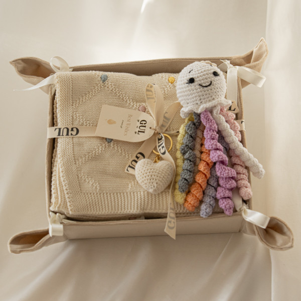 Image of Octa Ivory Kids Hamper