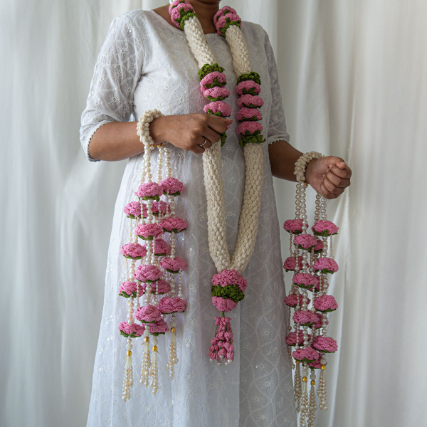 Bloom Crochet Varmala + Blush Kaleera Combo
