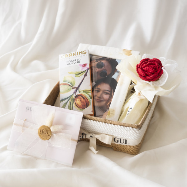 Whispers of Grace Hamper