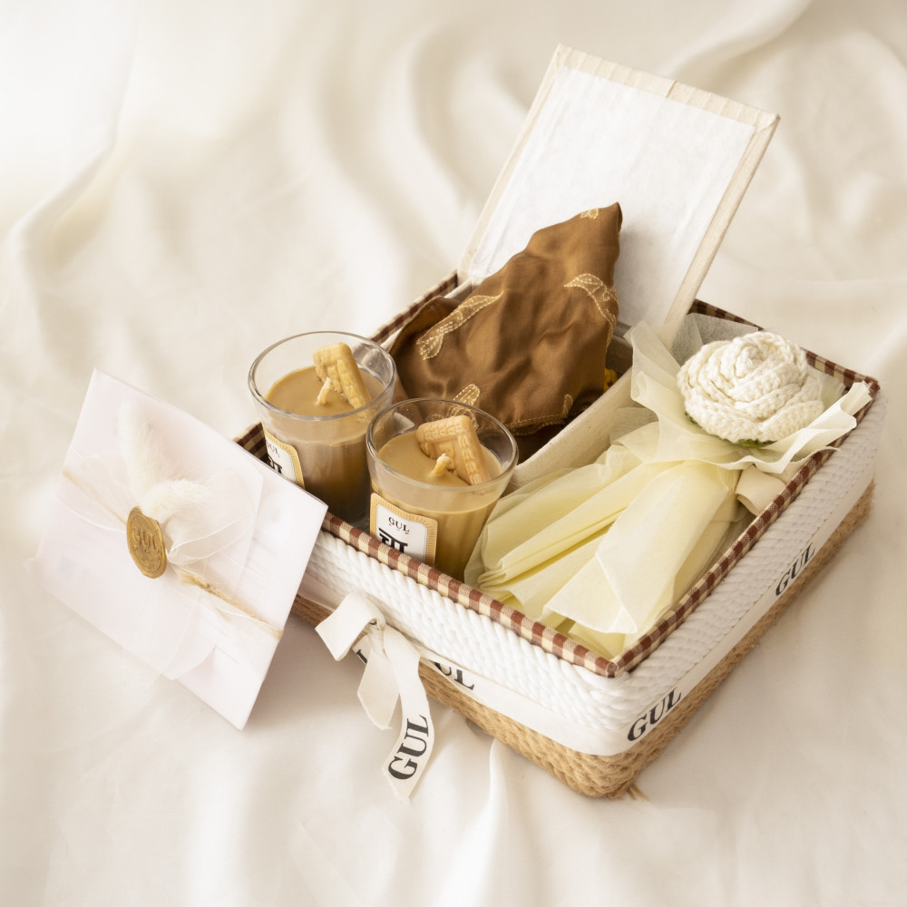 Image of Chai Candle Hamper